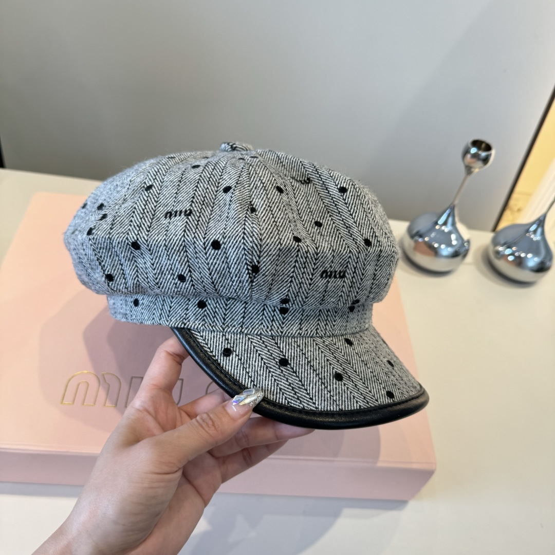 💕miumiu缪缪新款鸭舌画家帽，头围57cm