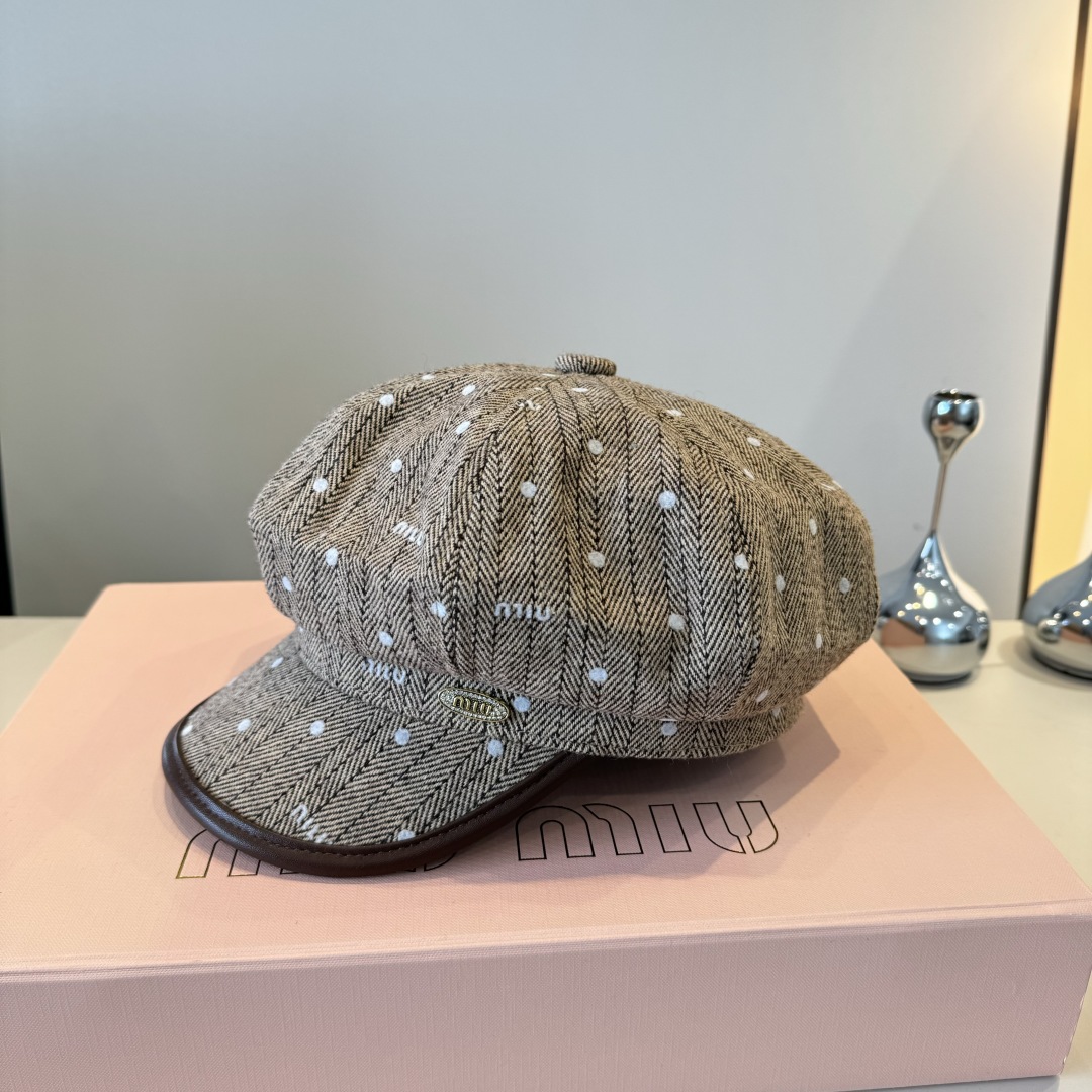 💕miumiu缪缪新款鸭舌画家帽，头围57cm