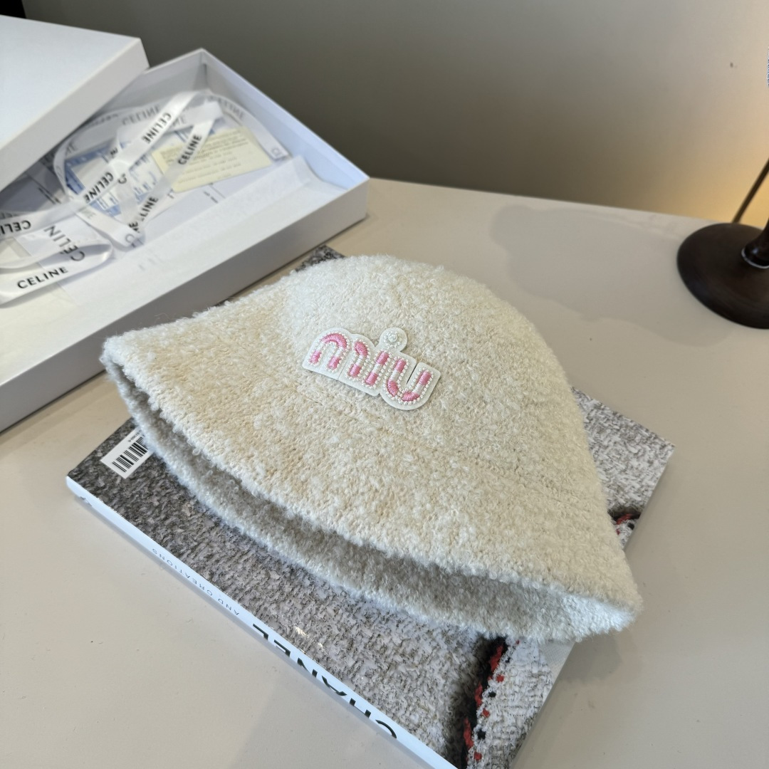 🌾miumiu缪缪新款羊毛渔夫帽