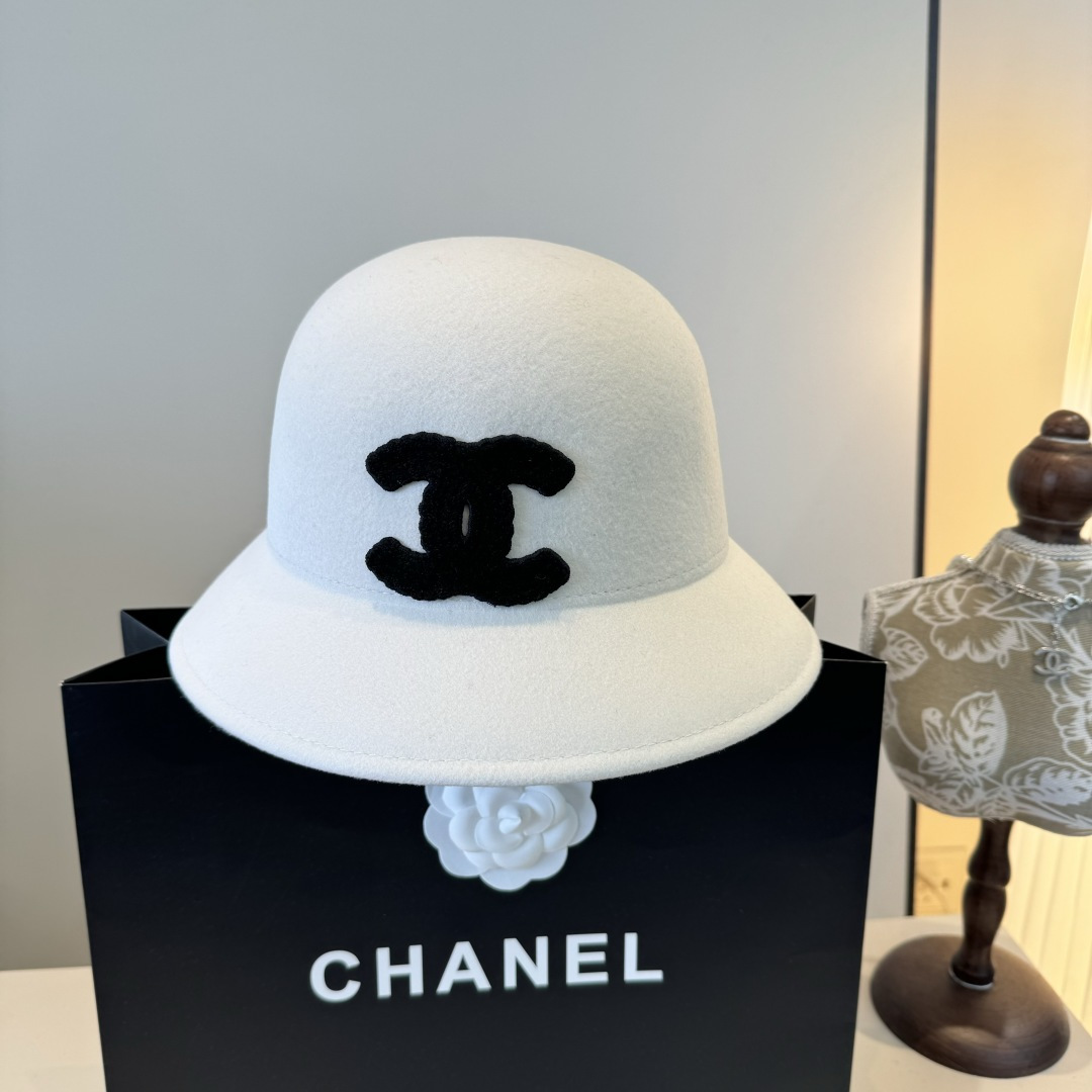 NO:532466,White Chanel Chanel Basin Hat, 100% Wool Fabric, Head Circle 57cm Hat Fisherman Hat Baseball Hat Knitted Hat, Hats, Chanel, Chanel, espadrilles, Hats19860909白色 Chanel香奈儿盆帽,百分百羊毛面料,头围57cm帽子渔夫帽棒球帽针织帽,帽子,chanel,chanel,espadrilles,hats,hat