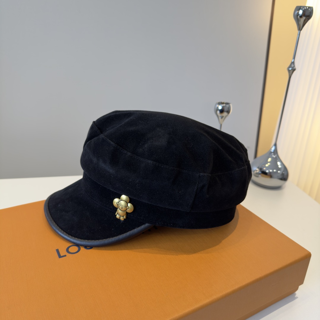 NO:532483,Lv Louis new baseball cap military cap, head circumference 57cm hat, fisherman hat baseball cap knit hat, hat, louis vuitton, louis vuitton, espadrilles, hats19860909Lv路易斯新款鸭舌帽军帽,头围57cm帽子渔夫帽棒球帽针织帽,帽子,louis vuitton,louis vuitton,espadrilles,hats,hat
