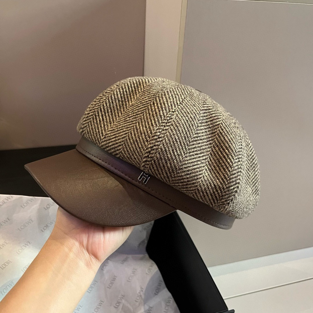 NO:617329,Hermes HERMES woolen new duck bill painter's hat, head circumference 57cm hat fisherman hat baseball cap knitted hat, hat, hermes, hermes, espadrilles, hats19860909爱马仕HERMES毛呢新款鸭舌画家帽,头围57cm帽子渔夫帽棒球帽针织帽,帽子,hermes,hermes,espadrilles,hats,hat
