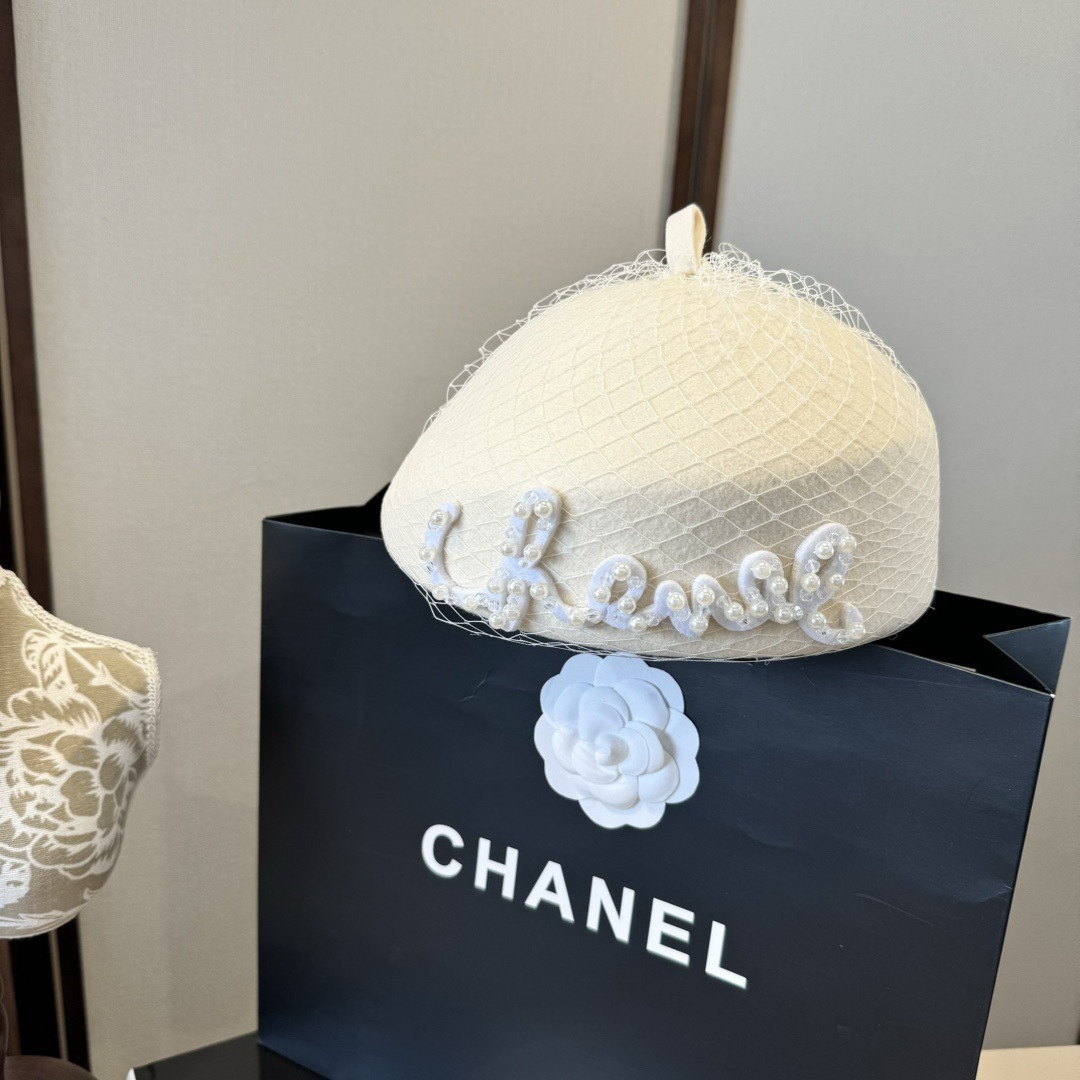 NO:617338,White Chanel beret, Xiaoxiangfeng high-end fabric customization, head circumference 57cm hat bucket hat baseball cap knitted hat, hat, chanel, chanel, espadrilles, hats19860909白色 Chanel香奈儿贝雷帽,小香风高级面料定制,头围57cm帽子渔夫帽棒球帽针织帽,帽子,chanel,chanel,espadrilles,hats,hat