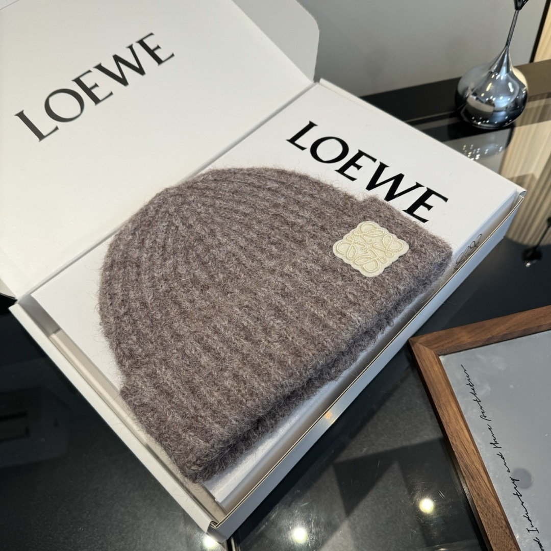 NO:617413,Loewe's new knitted woolen hat, fisherman's hat, baseball cap, knitted hat, hat, loewe, espadrilles, hats19860909罗意威新款针织毛线帽帽子渔夫帽棒球帽针织帽,帽子,loewe,espadrilles,hats,hat