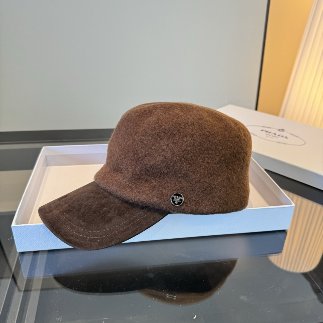 p75¥

普拉达新款鸭舌军帽