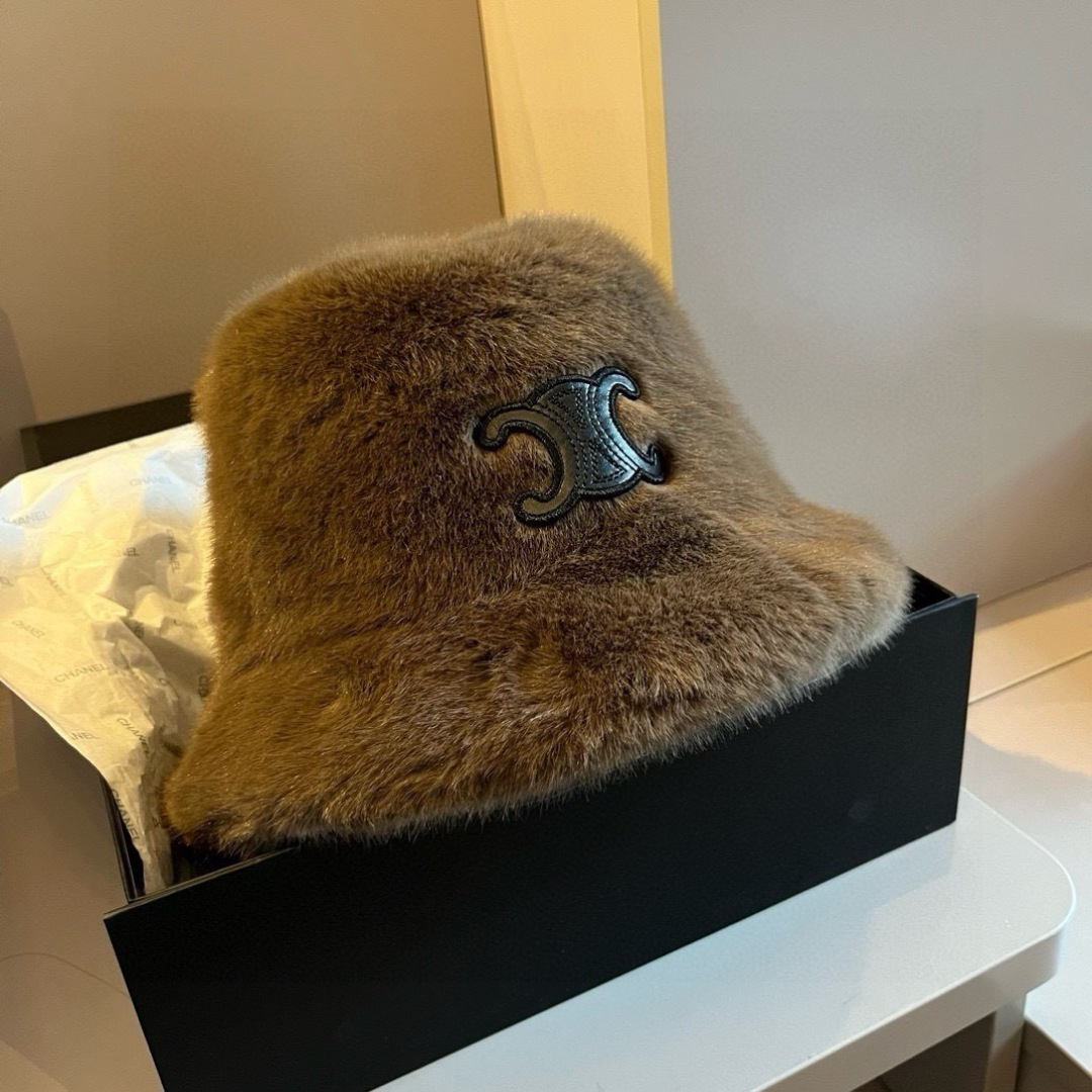 NO:643740,Celine Celine new model of simulated mink fur fisherman hat, super high texture, head circumference 57cm hat fisherman hat baseball cap knitted hat, hat, celine, celine, espadrilles, hats19860909Celine赛琳 仿真水貂毛新款渔夫帽,超高质感,头围57cm帽子渔夫帽棒球帽针织帽,帽子,celine,celine,espadrilles,hats,hat