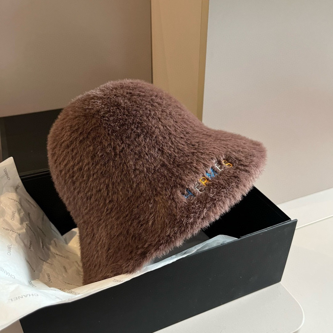 NO:643757,Hermes new rabbit fur bucket hat, warm fur dome hat, head circumference 57cm hat bucket hat baseball cap knitted hat, hat, hermes, espadrilles, hats19860909爱马仕新款兔毛渔夫帽,保暖毛毛圆顶帽,头围57cm帽子渔夫帽棒球帽针织帽,帽子,hermes,espadrilles,hats,hat