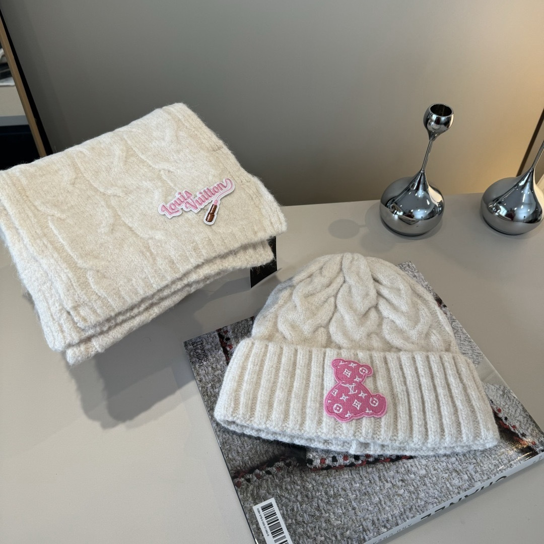 LV 路易威登经典款针织羊毛围巾帽子套装