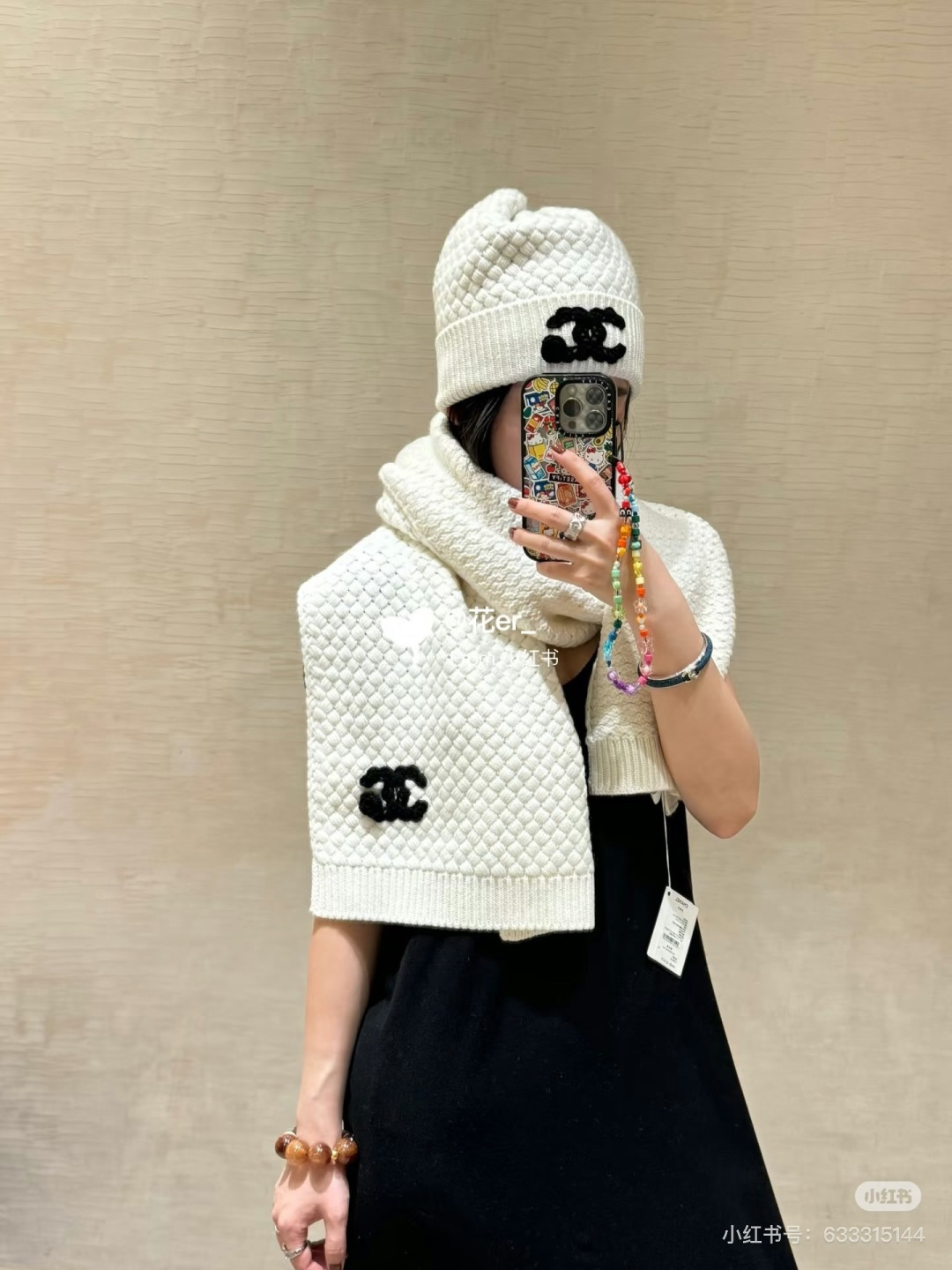 PChanel2025官方新款围巾帽子套装，百分百💯羊绒 暖暖呼呼，超级舒服～冬日小姐姐减龄神器哦～这个