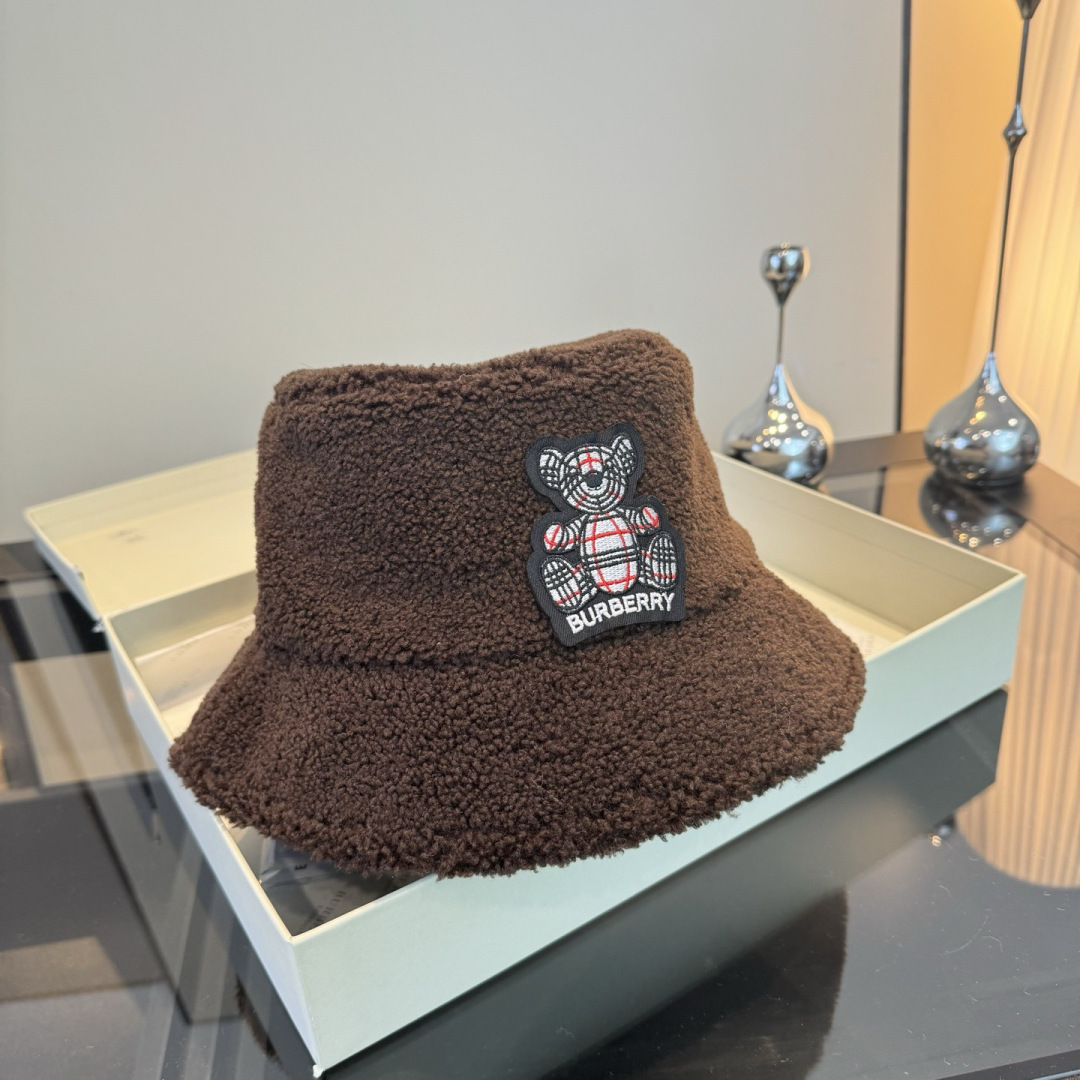 ¥ 巴宝莉新款羊羔毛渔夫帽,头围57cm