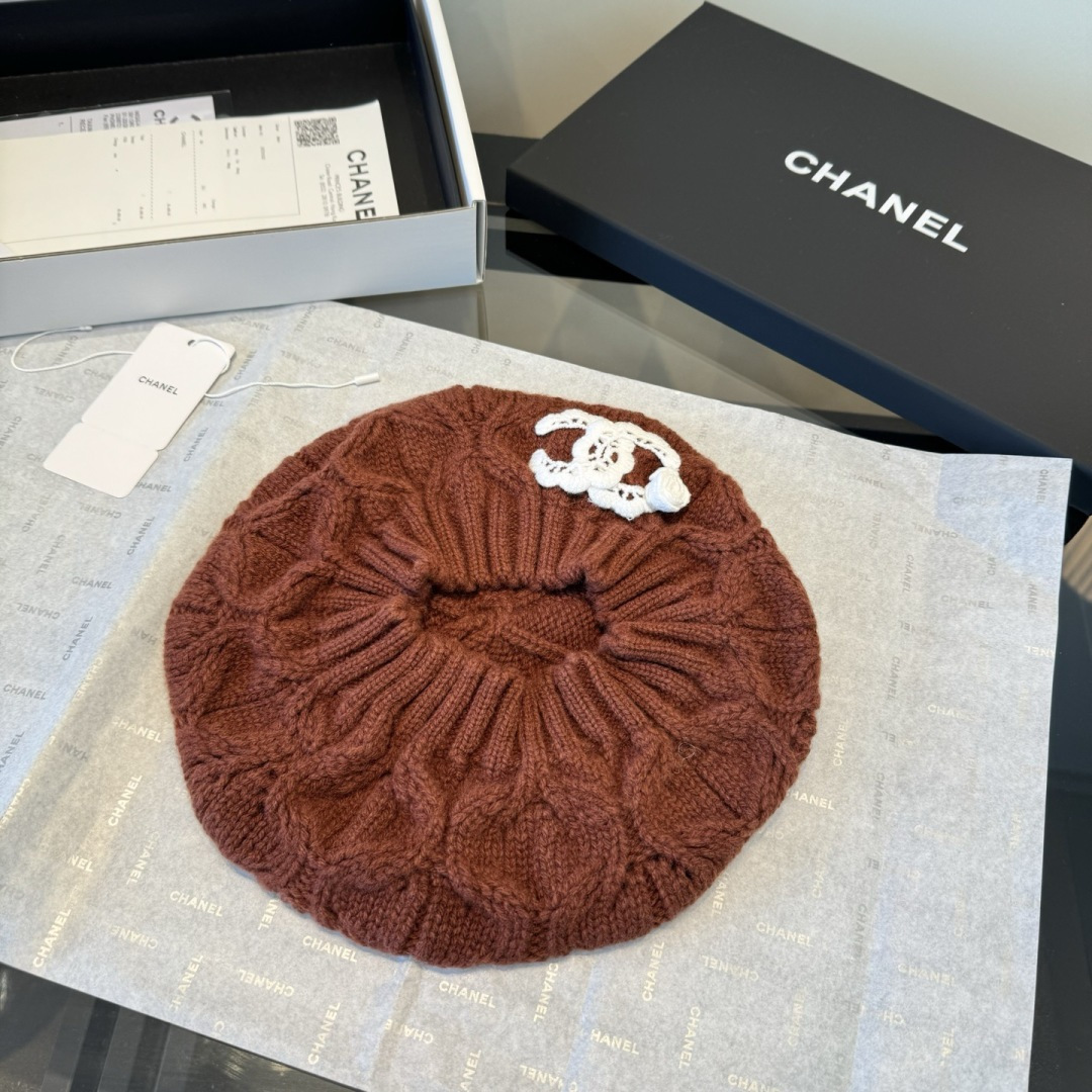 NO:643499,Chanel Chanel new beret, spring and summer hat fisherman hat baseball cap knitted hat, hat, chanel, chanel, espadrilles, hats19860909Chanel香奈儿新款贝雷帽,春夏款帽子渔夫帽棒球帽针织帽,帽子,chanel,chanel,espadrilles,hats,hat
