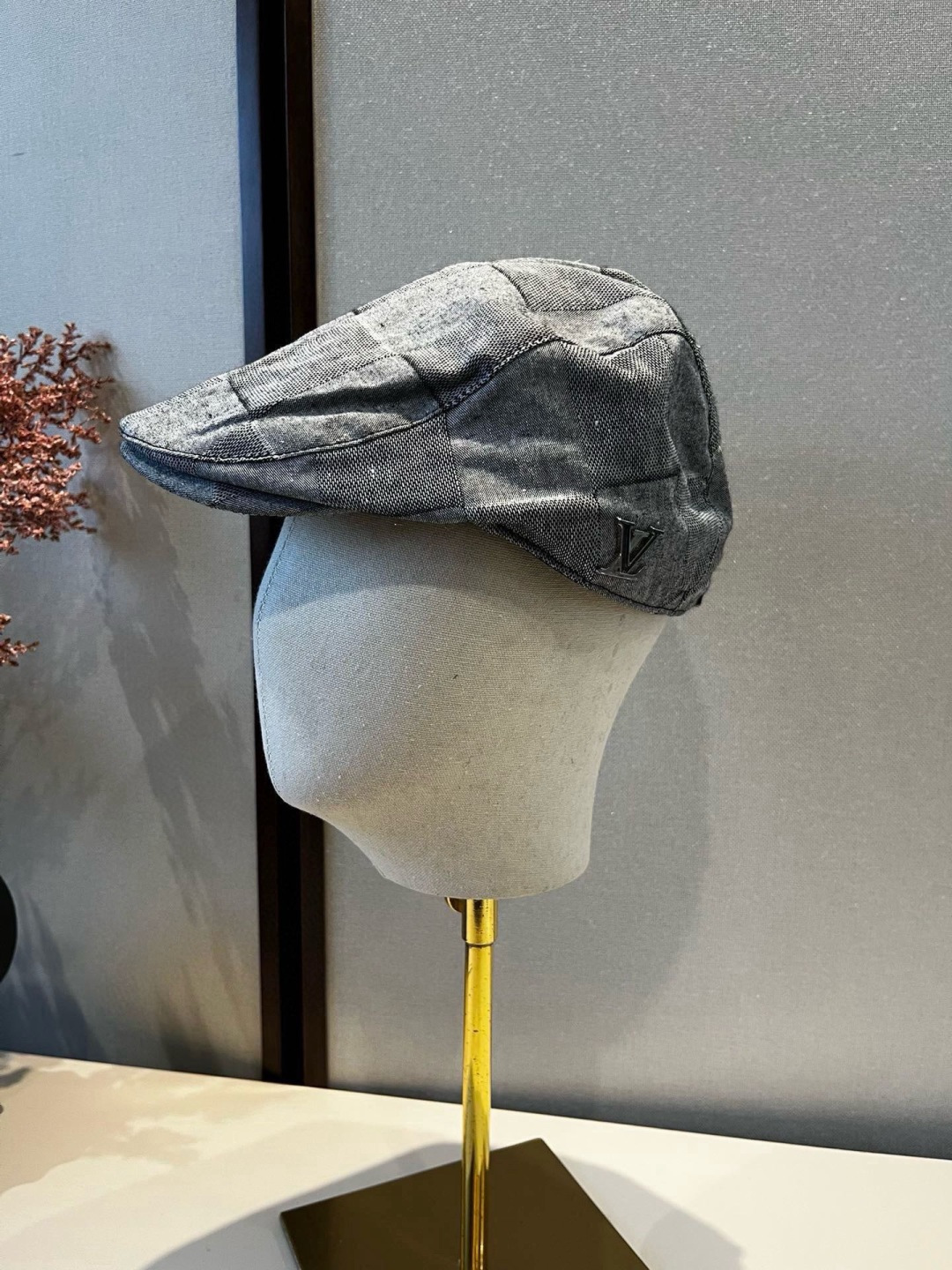 NO:643737,Lv Louis new duck bill forward cap, head circumference 58cm hat fisherman hat baseball cap knitted hat, hat, louis vuitton, louis vuitton, espadrilles, hats19860909Lv路易斯新款鸭舌前进帽,头围58cm帽子渔夫帽棒球帽针织帽,帽子,louis vuitton,louis vuitton,espadrilles,hats,hat