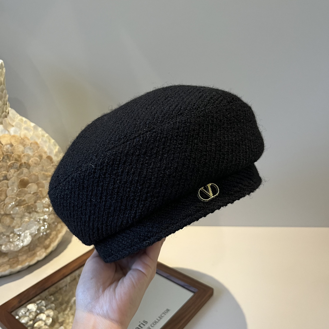 Valentino hatt ¥ — photo 3