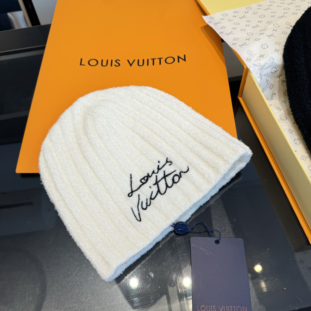 NO:670626,Lv Louis new wool hat, official 1:1, open mold to create hat fisherman hat baseball cap knitted hat, hat, louis vuitton, louis vuitton, espadrilles, hats19860909Lv路易斯新款毛线帽,官方1:1,开模打造帽子渔夫帽棒球帽针织帽,帽子,louis vuitton,louis vuitton,espadrilles,hats,hat