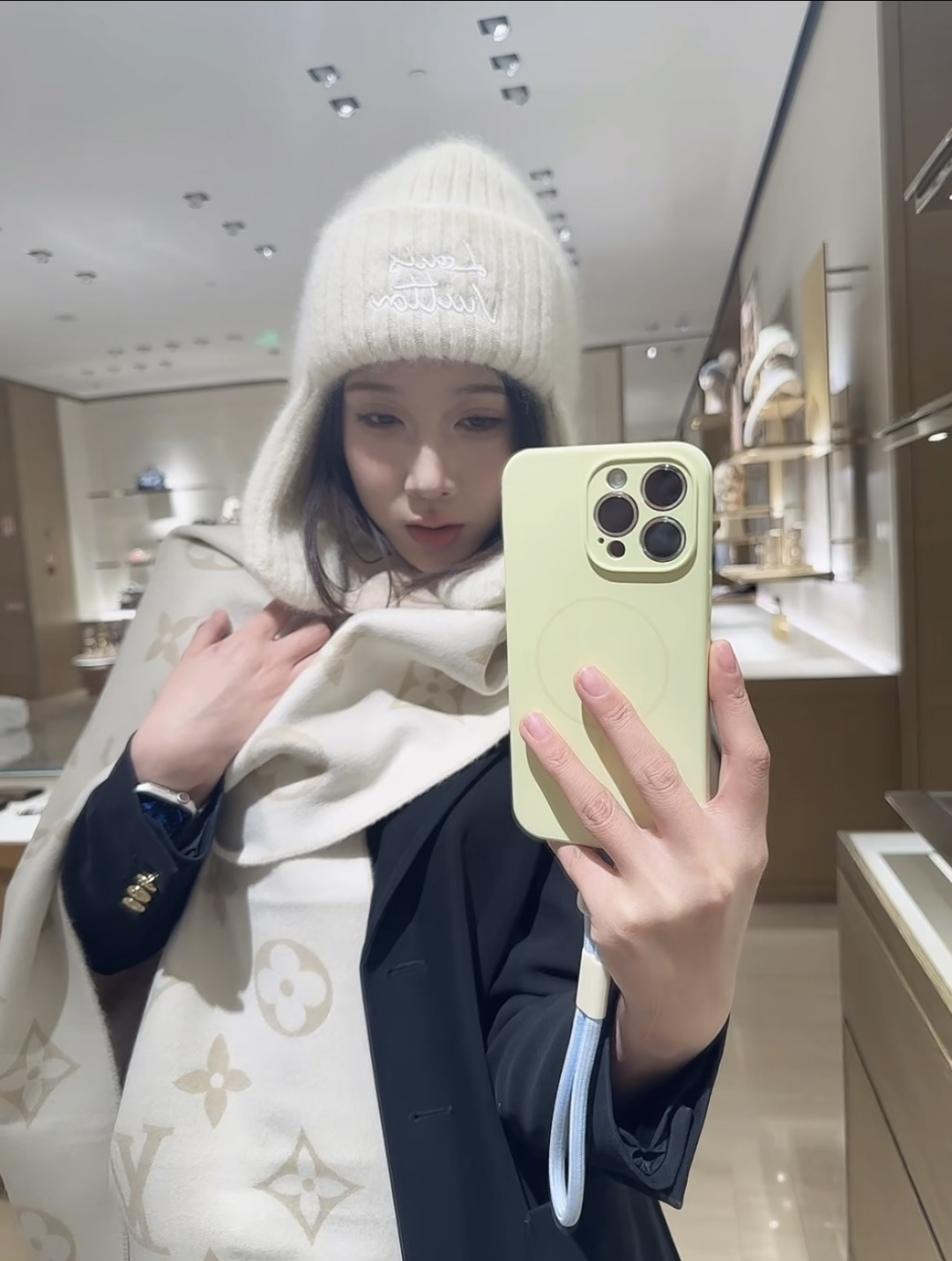 NO:670629,Lv Louis new ear protection hat, official 1:1, open mold to create hat fisherman hat baseball cap knitted hat, hat, louis vuitton, louis vuitton, espadrilles, hats19860909Lv路易斯新款护耳帽,官方1:1,开模打造帽子渔夫帽棒球帽针织帽,帽子,louis vuitton,louis vuitton,espadrilles,hats,hat