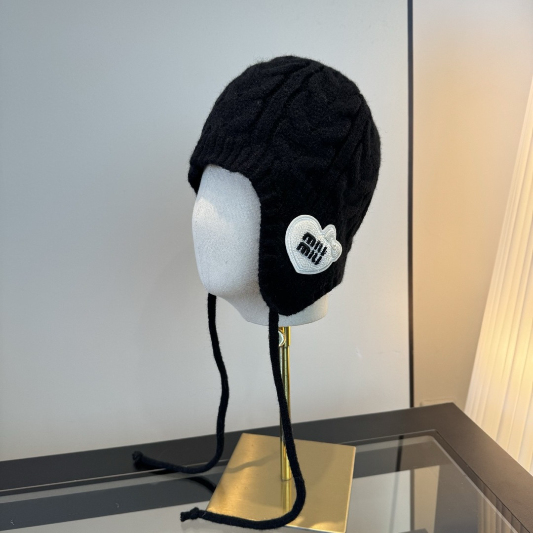 NO:670646,Miu Miu knitted beanie, ear protection hat, bucket hat, baseball cap, knitted hat, hat, espadrilles, hats19860909缪缪针织毛线帽、护耳帽帽子渔夫帽棒球帽针织帽,帽子,espadrilles,hats,hat