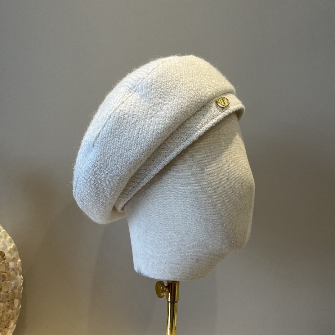 NO:670703,Valentino new beret head circumference 57cm hat fisherman hat baseball cap knitted hat, hat, valentino, espadrilles, hats19860909华伦天奴新款贝雷帽 头围57cm帽子渔夫帽棒球帽针织帽,帽子,valentino,espadrilles,hats,hat