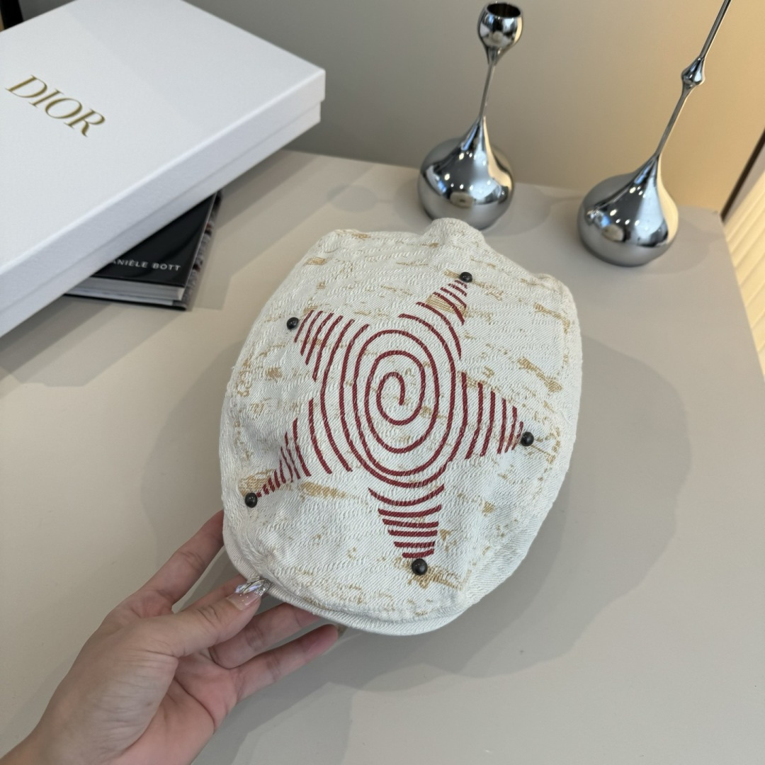 NO:670577,Dior Dior new duck bill forward hat, head circumference 58cm hat fisherman hat baseball cap knitted hat, hat, dior, dior, espadrilles, hats19860909Dior迪奥新款鸭舌前进帽,头围58cm帽子渔夫帽棒球帽针织帽,帽子,dior,dior,espadrilles,hats,hat