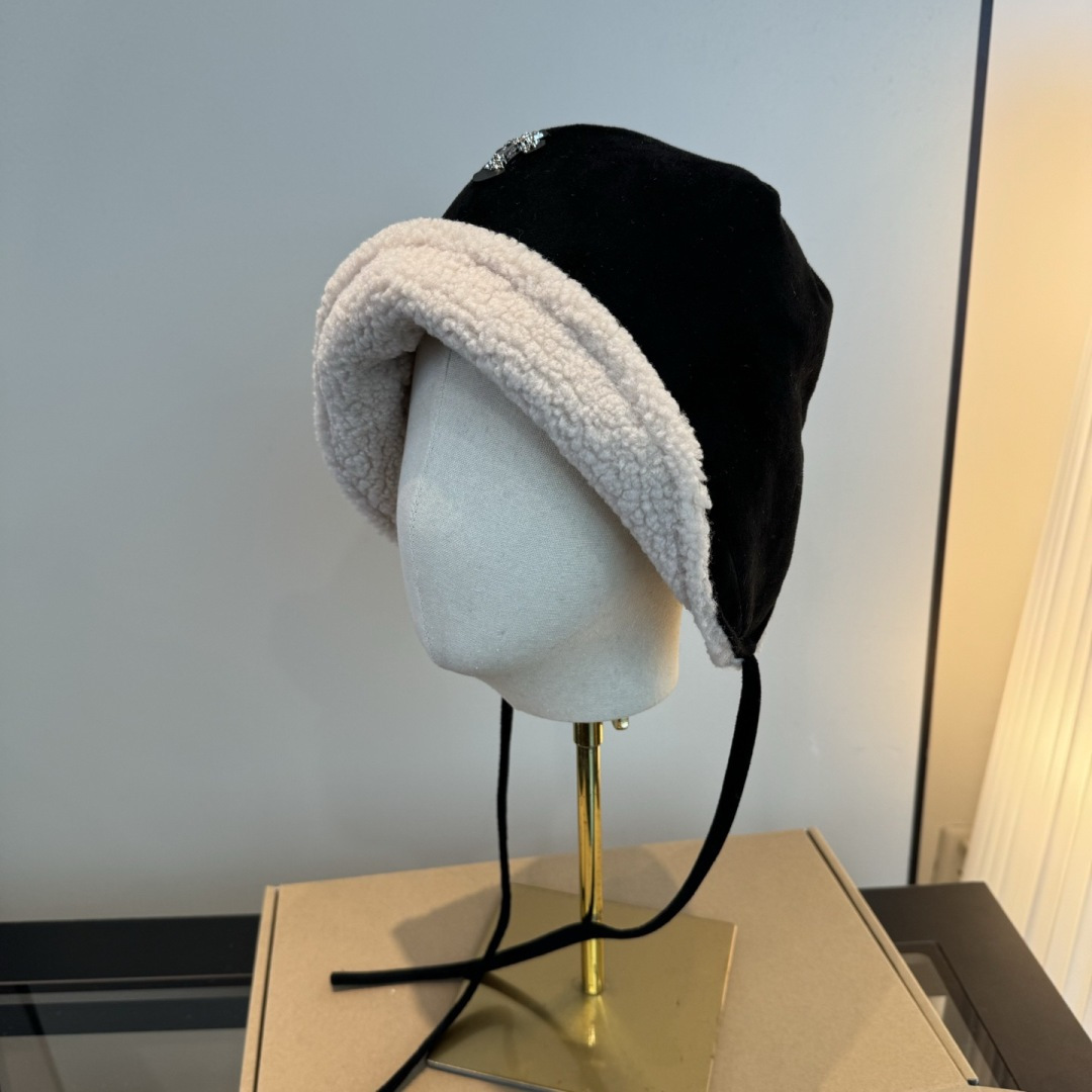NO:670609,Chrome hearts new ear protection hat, velvet lining, light and comfortable, a must-have item for autumn and winter hats fisherman hats baseball caps knitted hats, hats, chrome hearts, espadrilles, hats19860909克罗心新款护耳帽,内里加绒,轻盈舒适,秋冬必备单品帽子渔夫帽棒球帽针织帽,帽子,chrome hearts,espadrilles,hats,hat