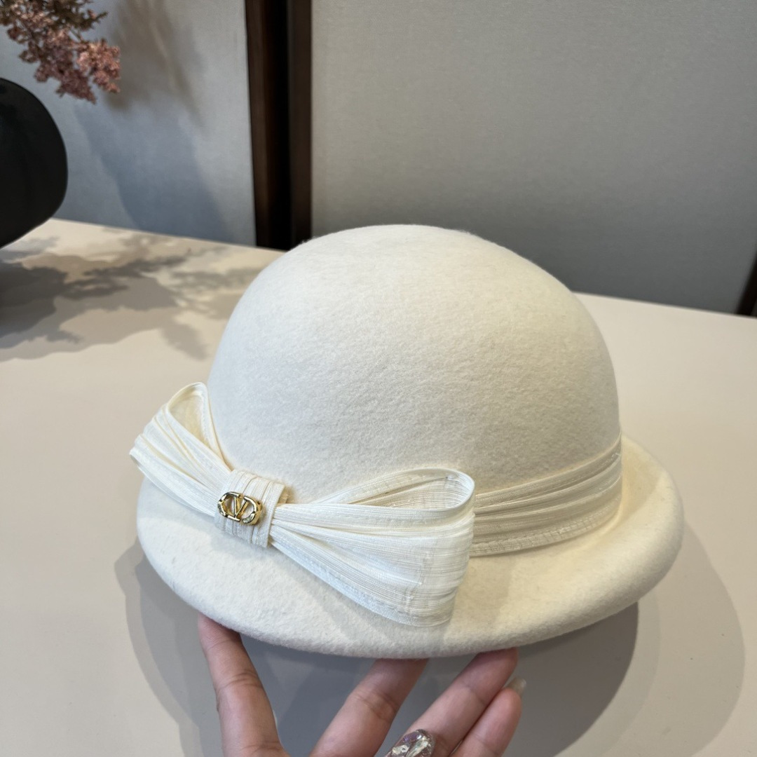 Chapeau Valentino Lot spécial ¥blanc — photo 3