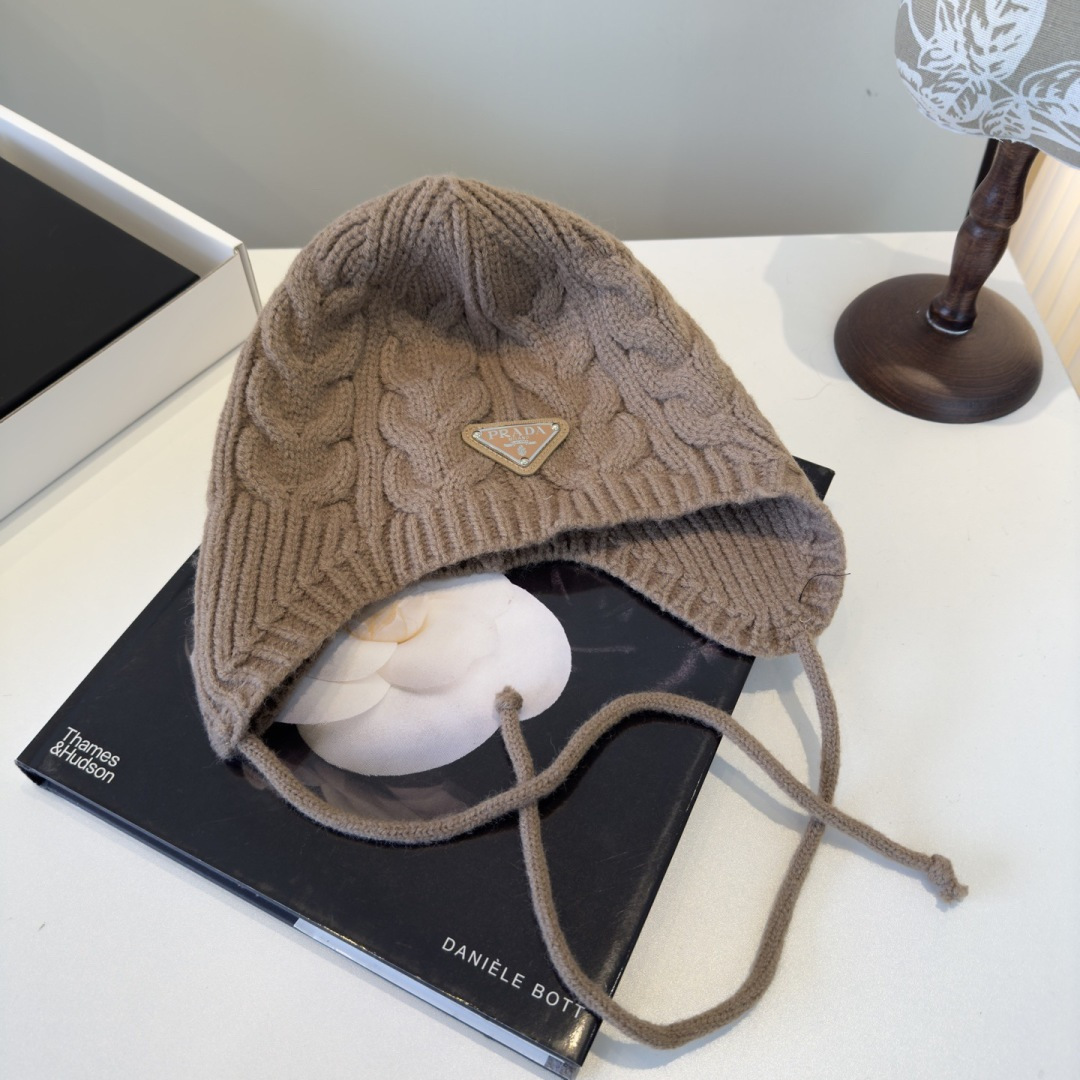 NO:689801,Prada new knitted woolen hat, ear protection hat, fisherman hat, baseball cap, knitted hat, hat, prada, espadrilles, hats19860909普拉达新款针织毛线帽、护耳帽帽子渔夫帽棒球帽针织帽,帽子,prada,espadrilles,hats,hat