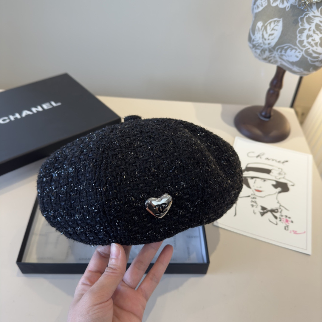 NO:689829,Chanel new beret, spring and summer, head circumference 57cm hat, fisherman hat, baseball cap, knitted hat, hat, chanel, espadrilles, hats19860909 香奈儿新款贝雷帽,春夏款,头围57cm帽子渔夫帽棒球帽针织帽,帽子,chanel,espadrilles,hats,hat