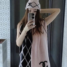 Chanel香奈儿围巾帽子套装,专柜款 Chanel香奈儿围巾帽子套装,专柜款