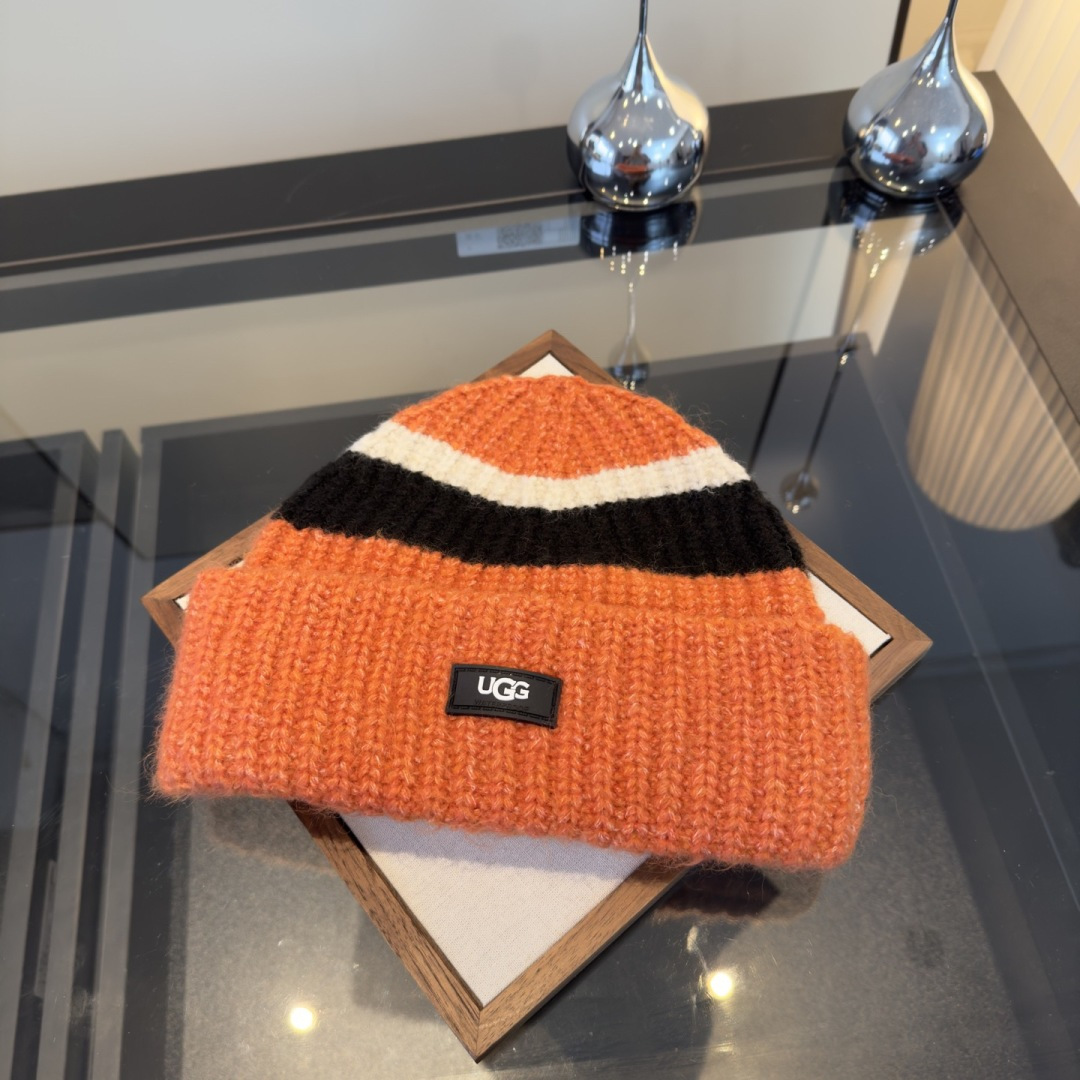 NO:704167,UGG new autumn and winter woolen hats, 100% wool fabric hats, fisherman hats, baseball caps, knitted hats, hats, espadrilles, hats19860909UGG秋冬款新款毛线帽, 百分百羊毛面料帽子渔夫帽棒球帽针织帽,帽子,espadrilles,hats,hat
