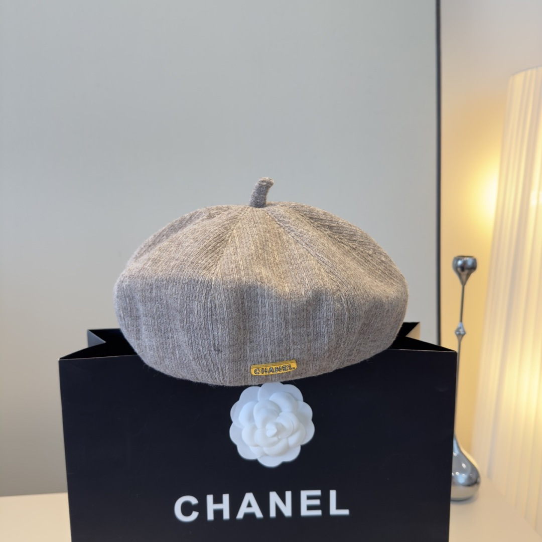 NO:742552,Chanel Chanel new beret head circumference 57cm hat straw hat fisherman hat baseball cap, hat, chanel, chanel, espadrilles, hats19860909Chanel香奈儿新款贝雷帽 头围57cm帽子草帽渔夫帽棒球帽,帽子,chanel,chanel,espadrilles,hats,hat