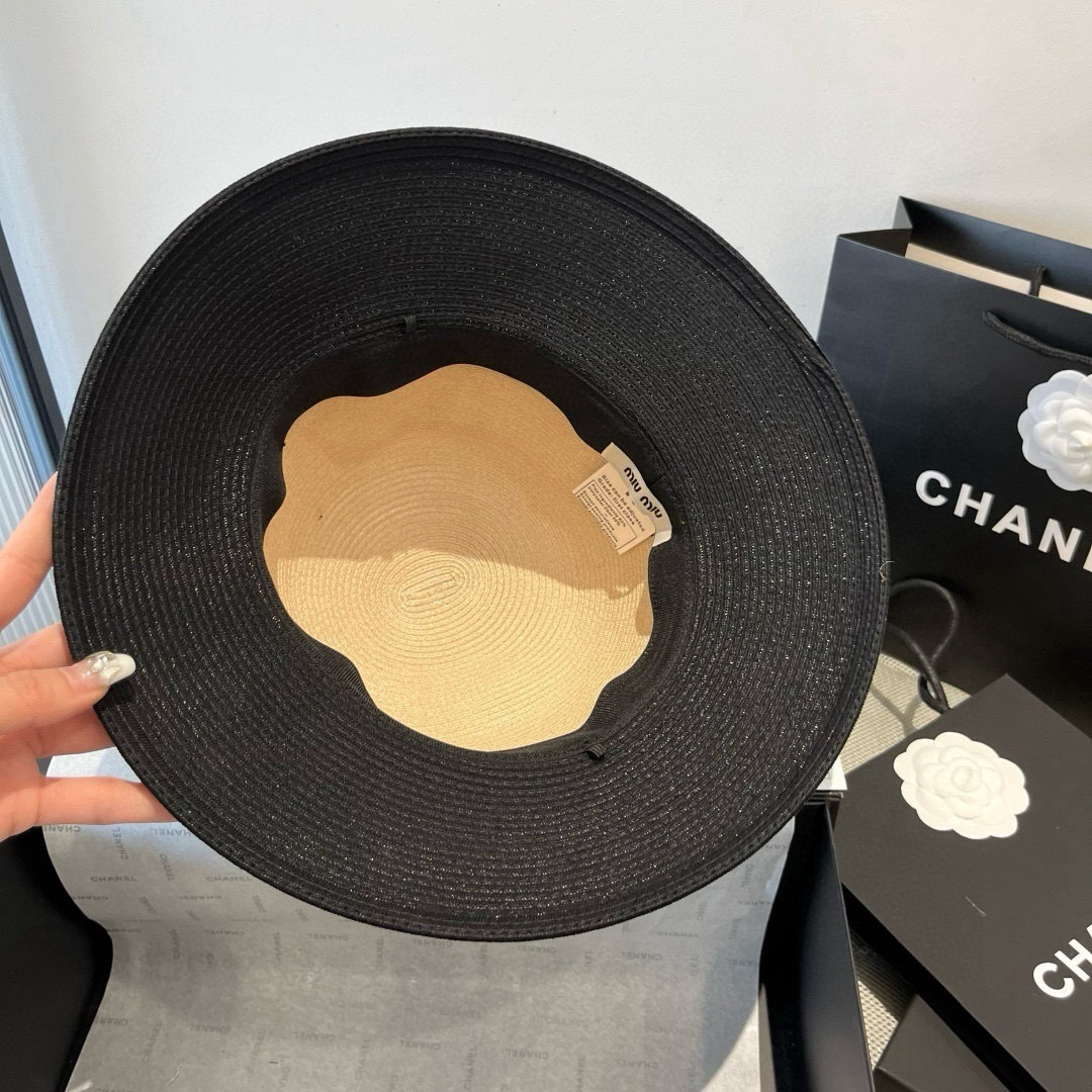 Pmuumiu缪缪新款盆帽，拼色礼帽，台湾PP草面料，头围57cm