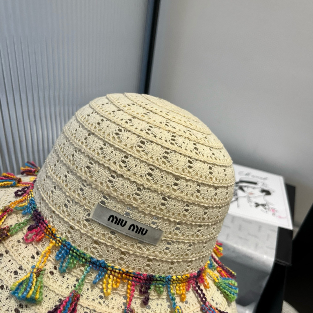 Pmiumiu缪缪蕾丝盆帽，小清新设计，头围57cm