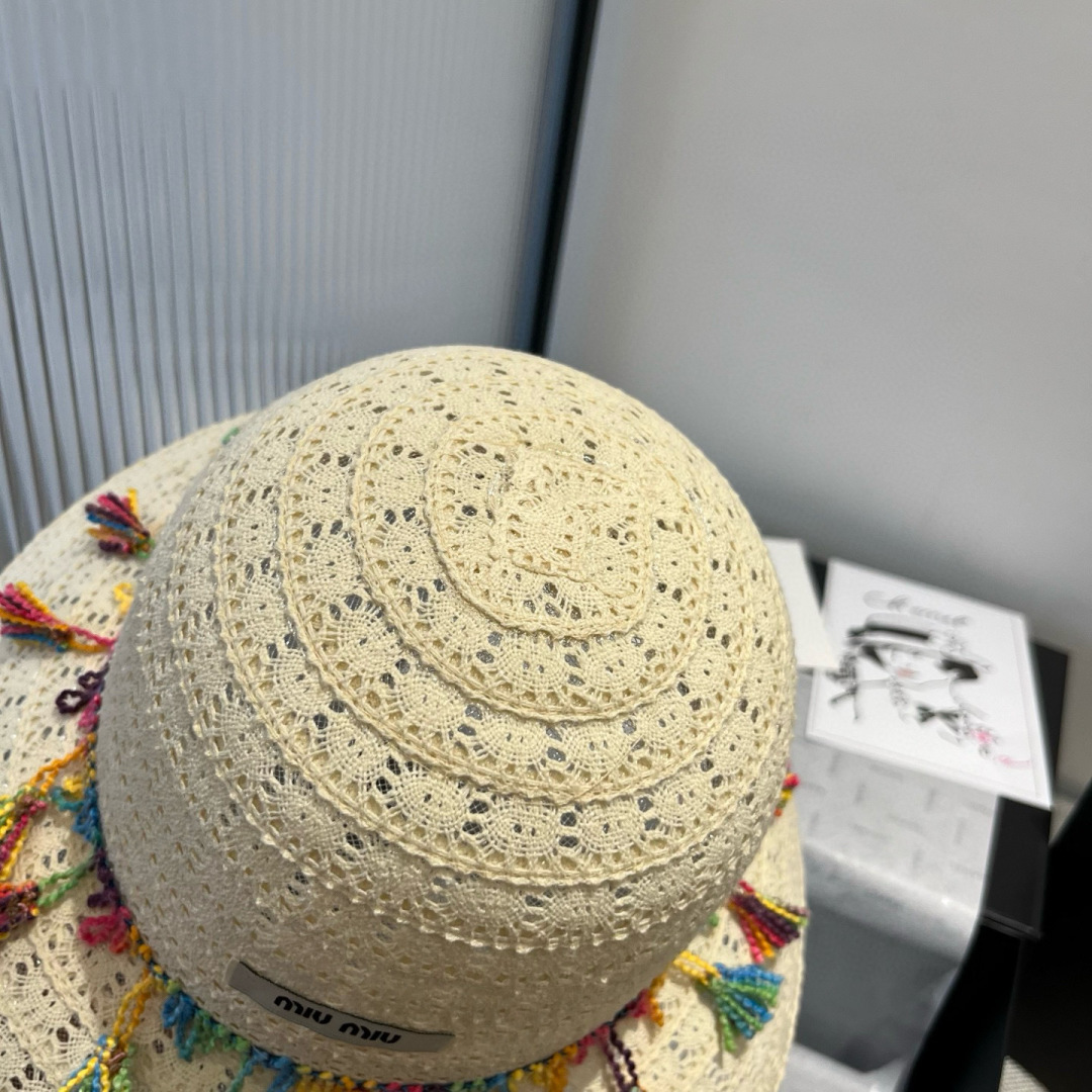 Pmiumiu缪缪蕾丝盆帽，小清新设计，头围57cm