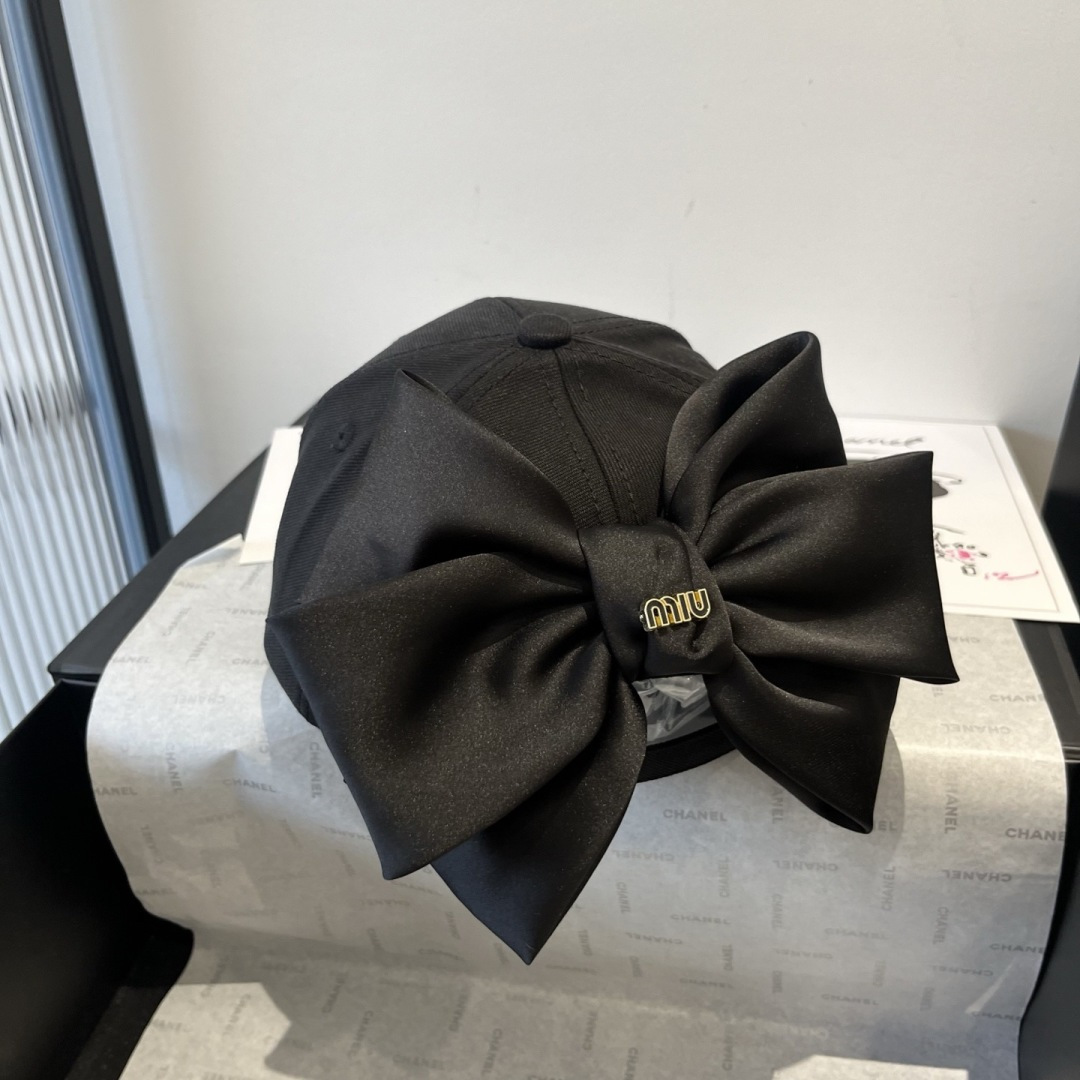 Pmiumiu缪缪蝴蝶结鸭舌帽，高端定制，头围57cm