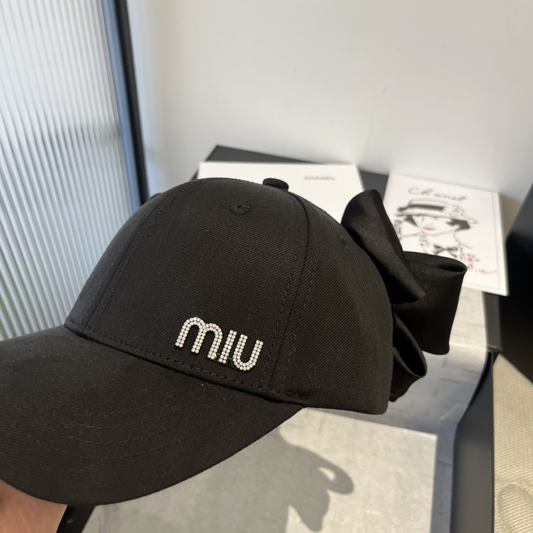 Pmiumiu缪缪蝴蝶结鸭舌帽，高端定制，头围57cm