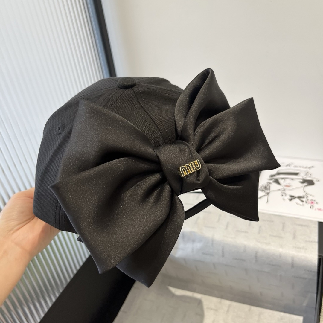 Pmiumiu缪缪蝴蝶结鸭舌帽，高端定制，头围57cm