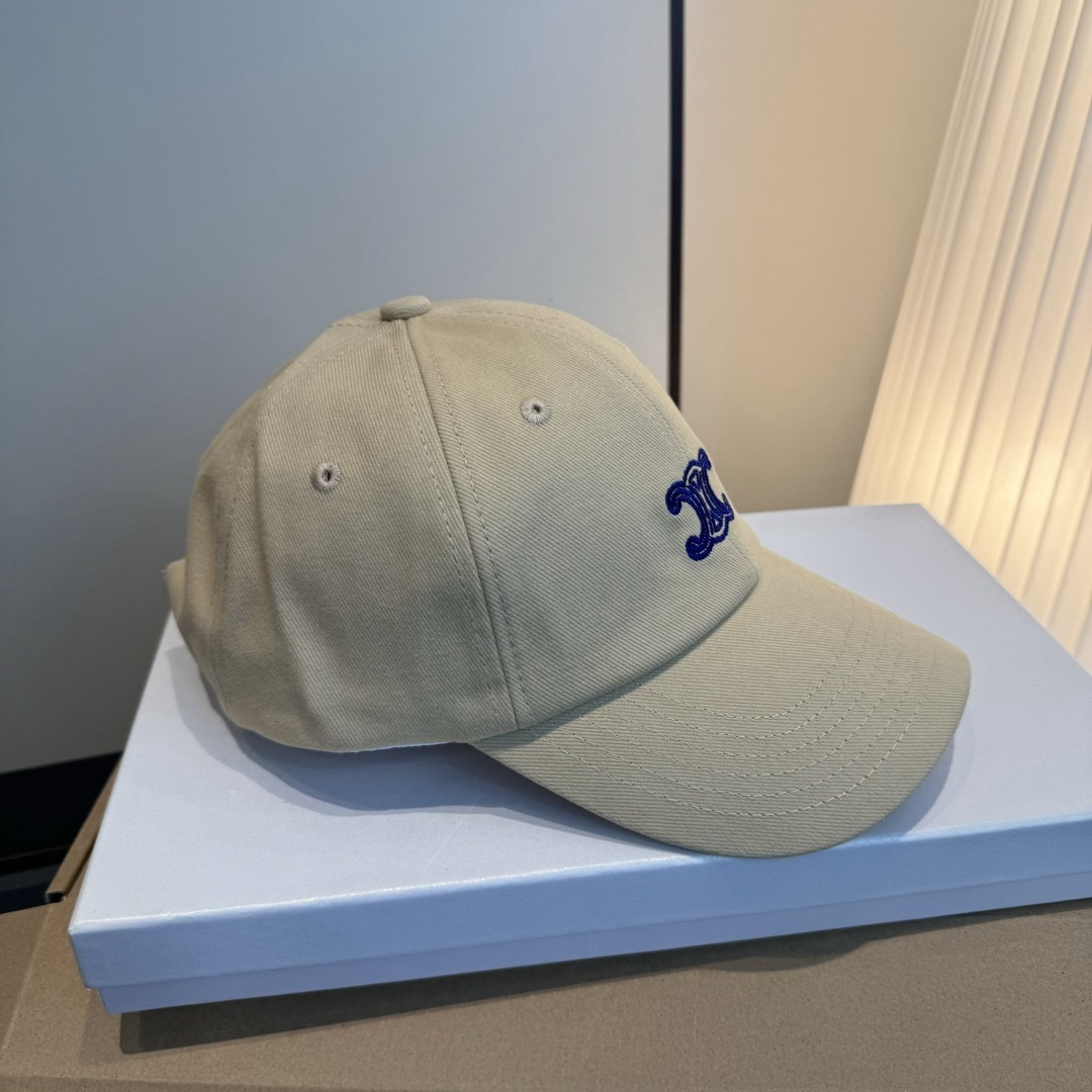 PCeline赛琳新款鸭舌帽，头围57cm