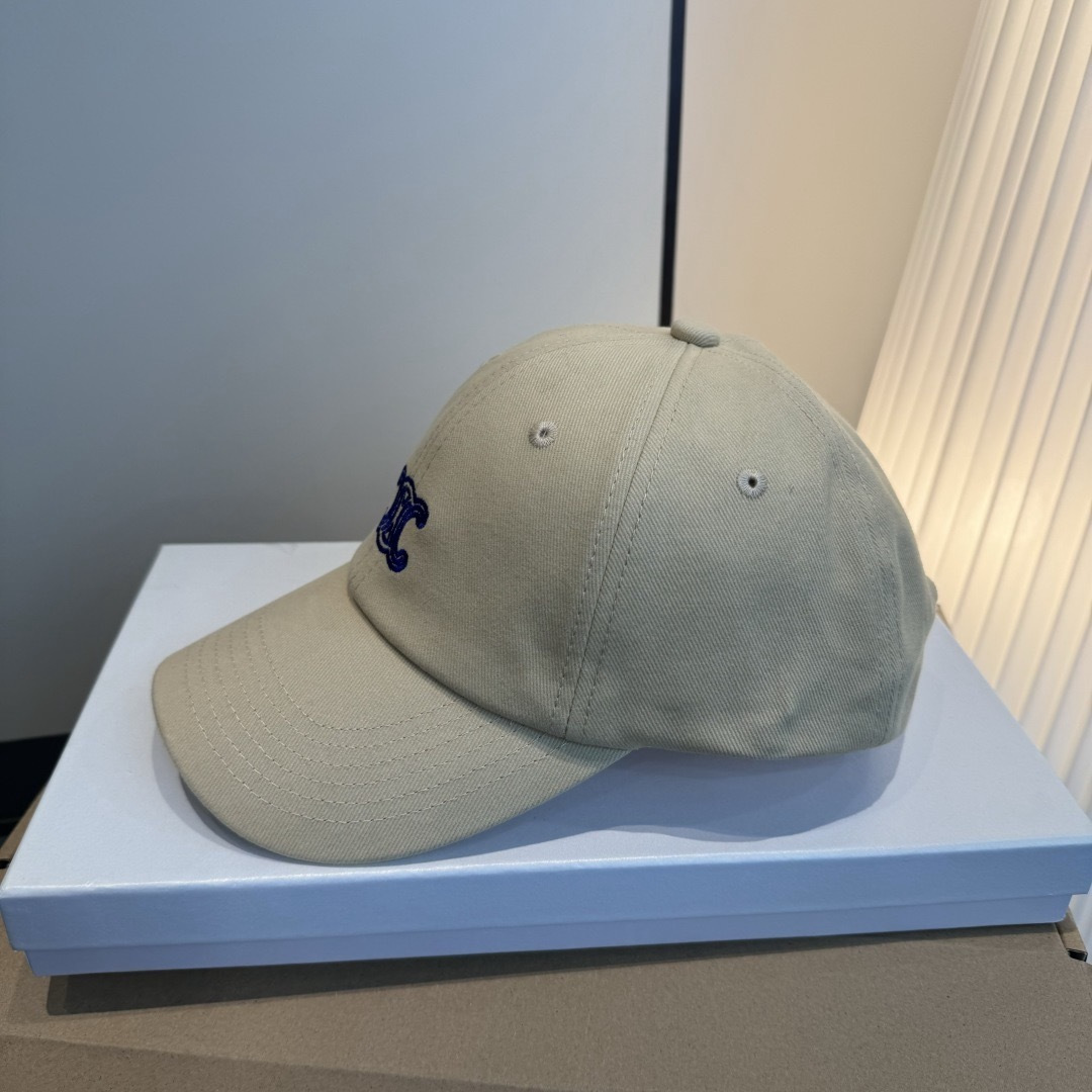 PCeline赛琳新款鸭舌帽，头围57cm