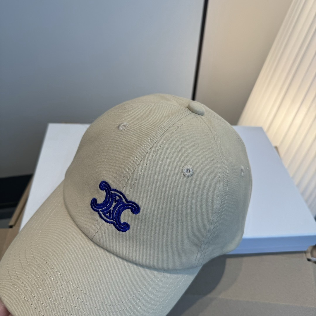 PCeline赛琳新款鸭舌帽，头围57cm