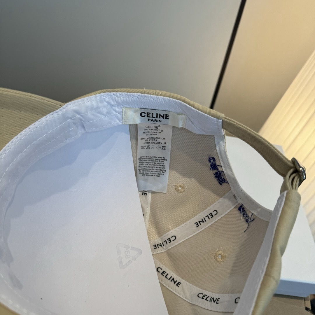 PCeline赛琳新款鸭舌帽，头围57cm