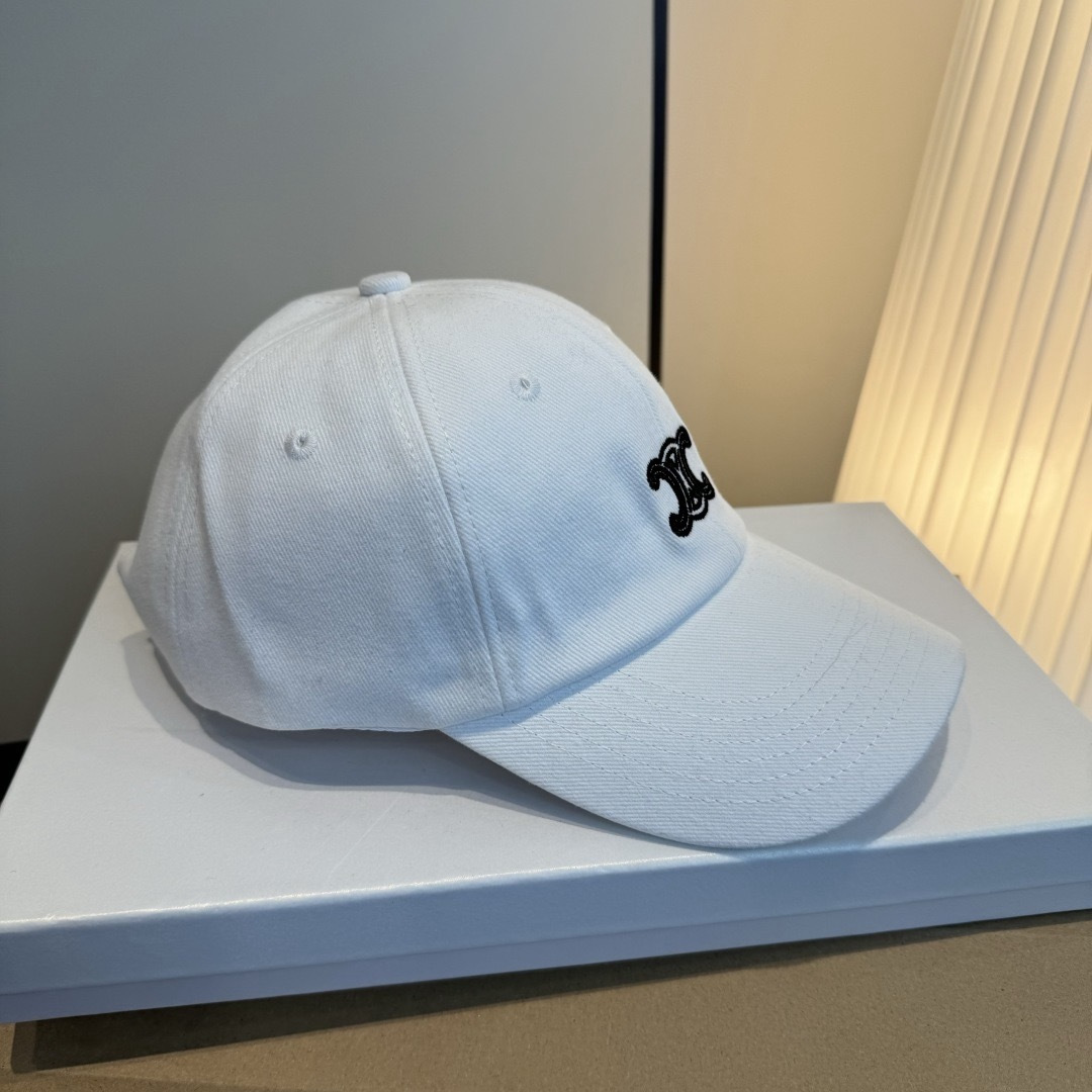 pCeline赛琳新款鸭舌帽，头围57cm