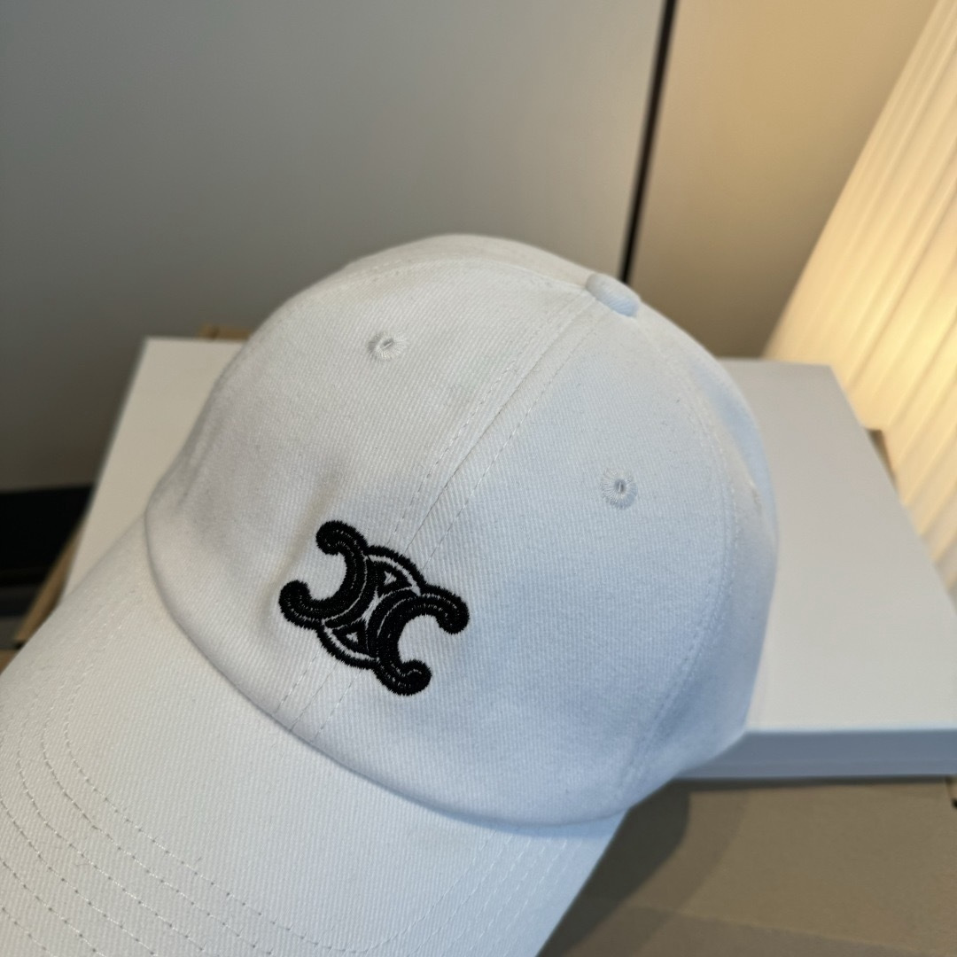 pCeline赛琳新款鸭舌帽，头围57cm