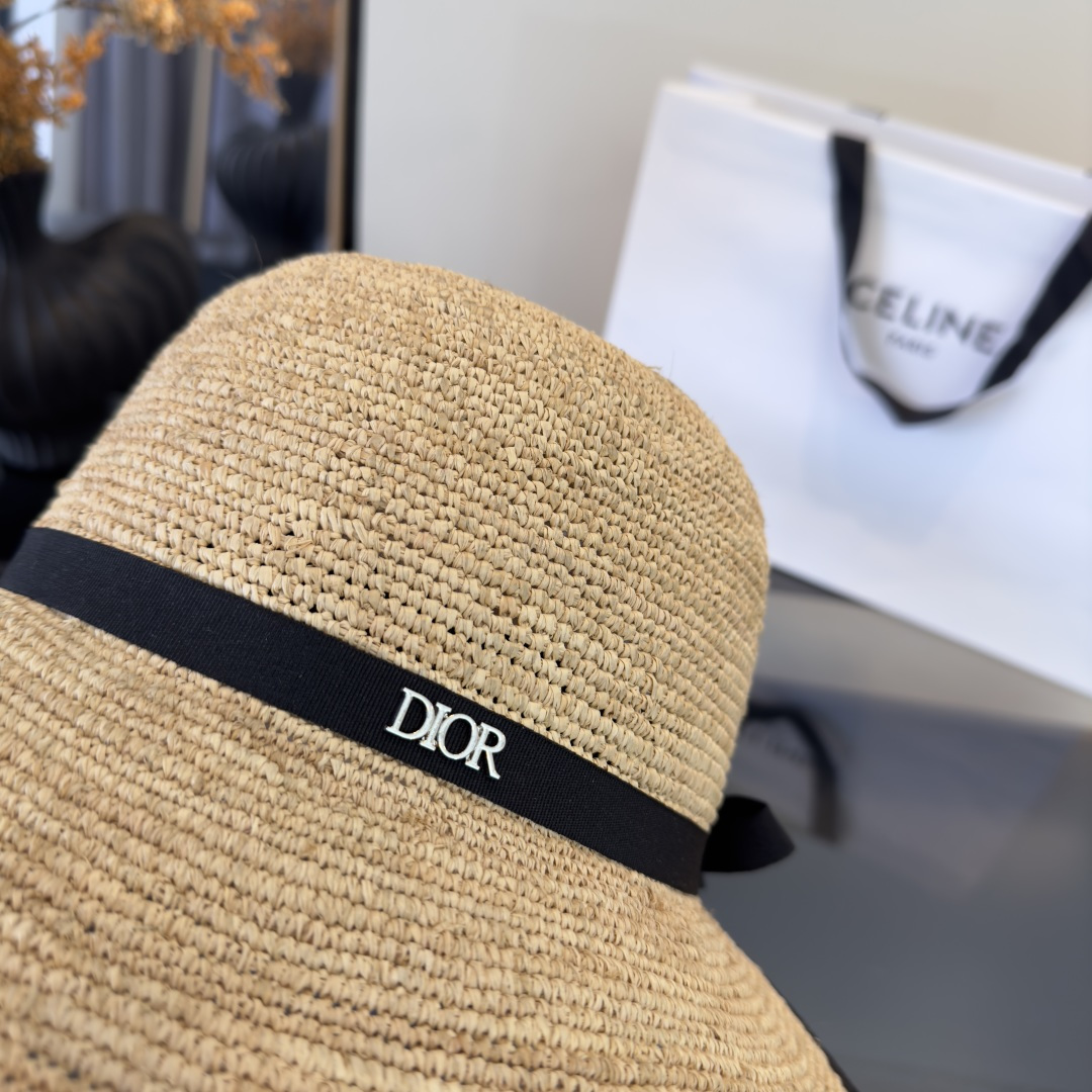 PDior迪奥拉菲草帽，旅游必备，头围57cm