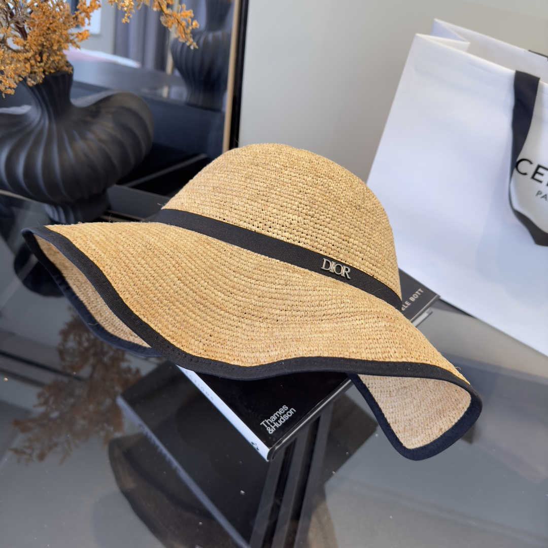PDior迪奥拉菲草帽，旅游必备，头围57cm