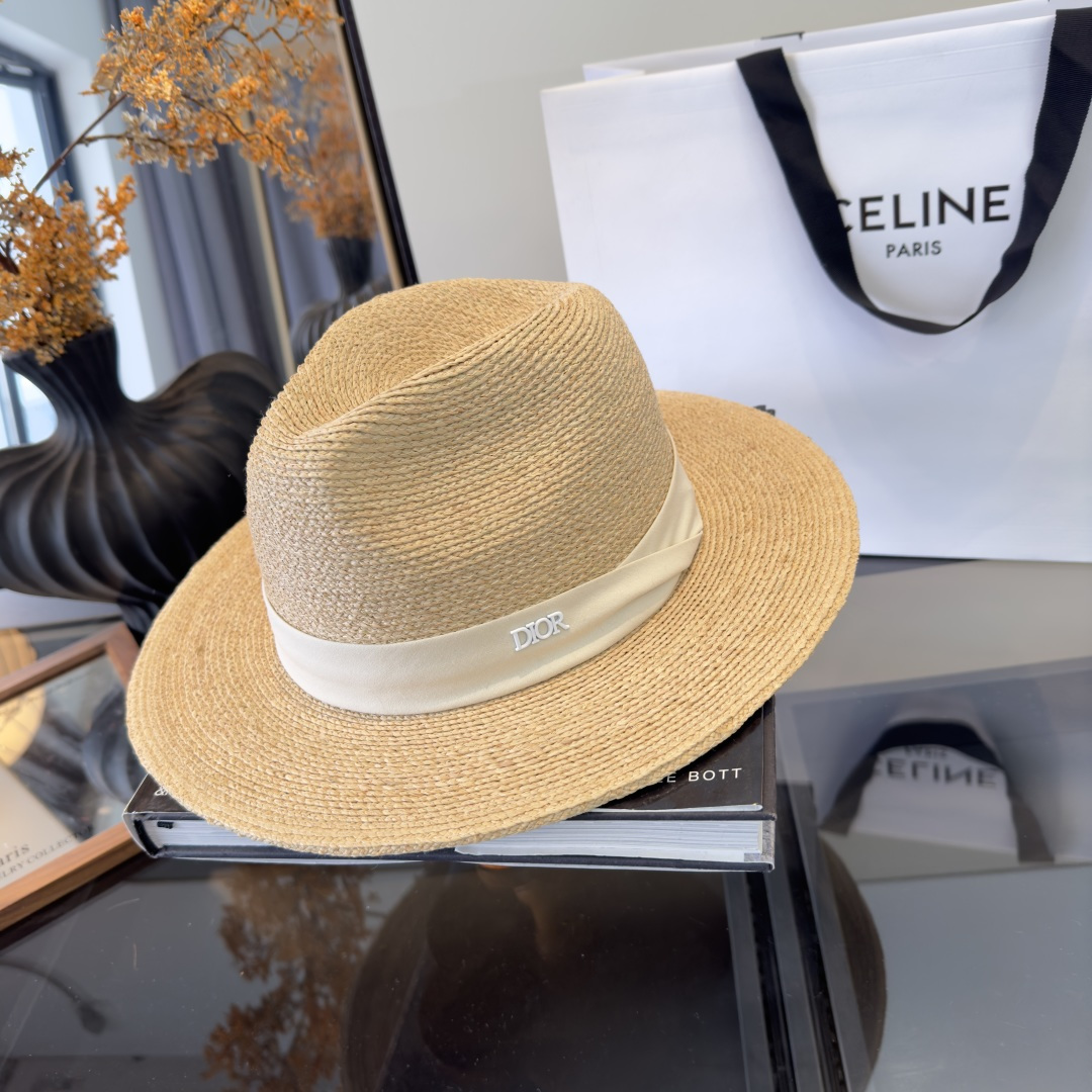 PDior迪奥拉菲草帽，旅游必备，头围57cm