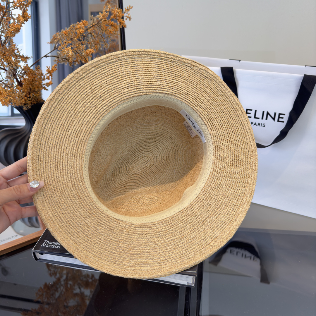 PDior迪奥拉菲草帽，旅游必备，头围57cm