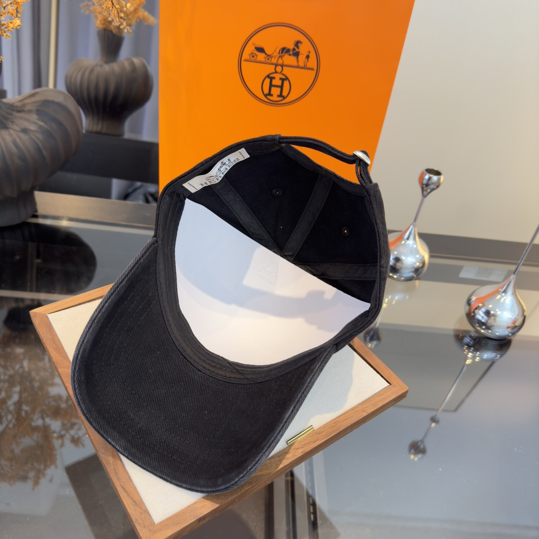 P爱马仕新款鸭舌帽，头围57cm