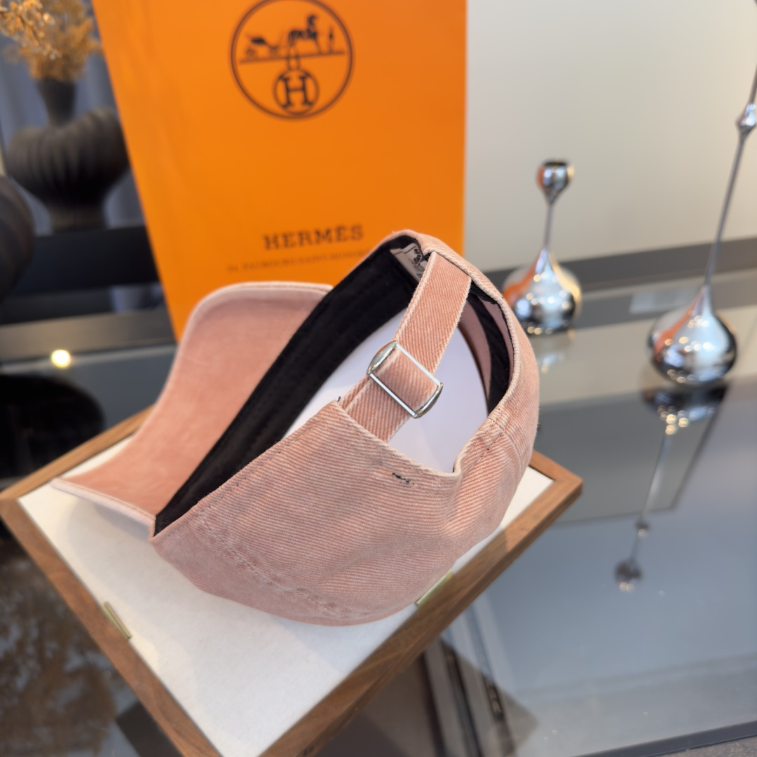 P爱马仕新款鸭舌帽，头围57cm