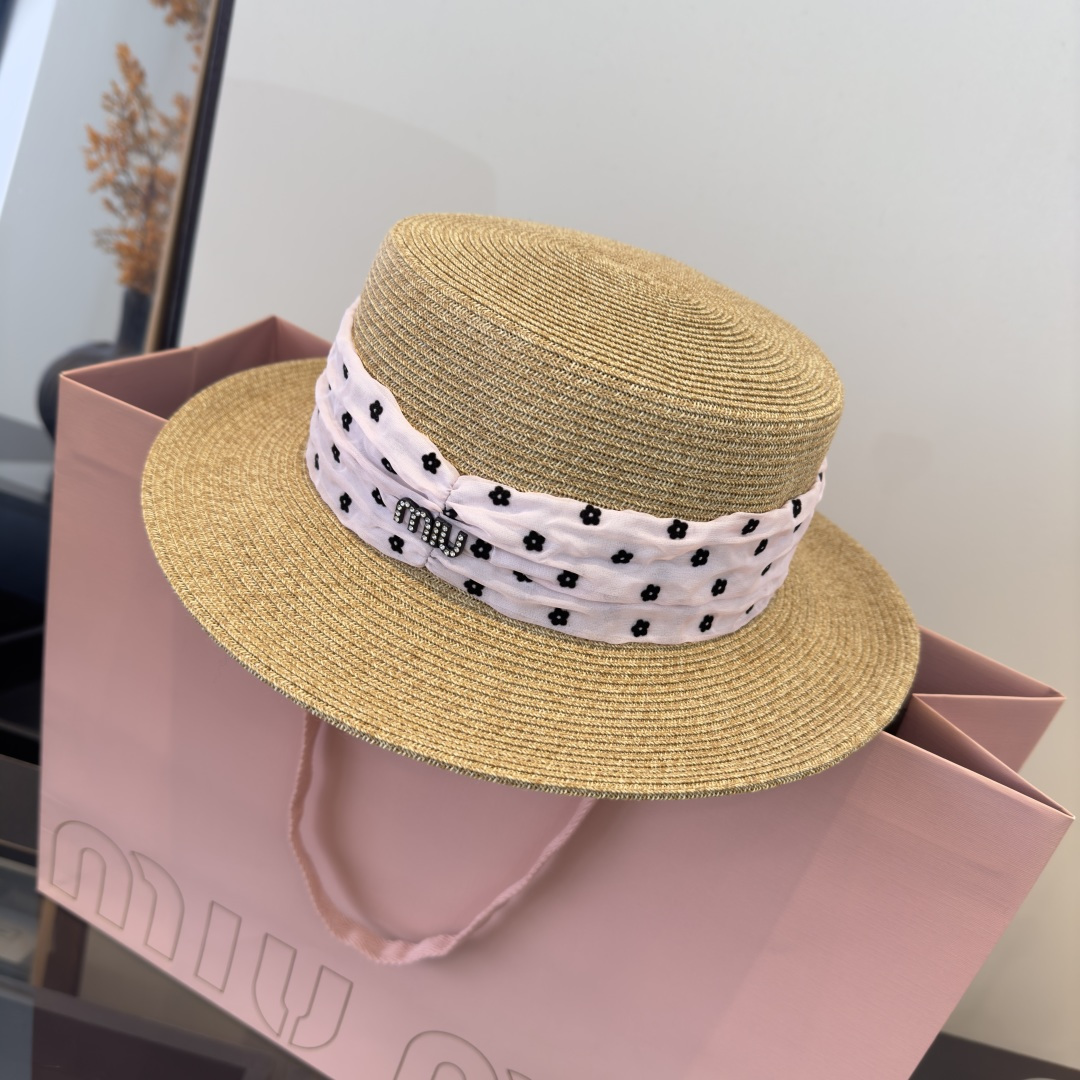 Pmiumiu缪缪新款平顶草帽，日本纸草制作，头围57cm