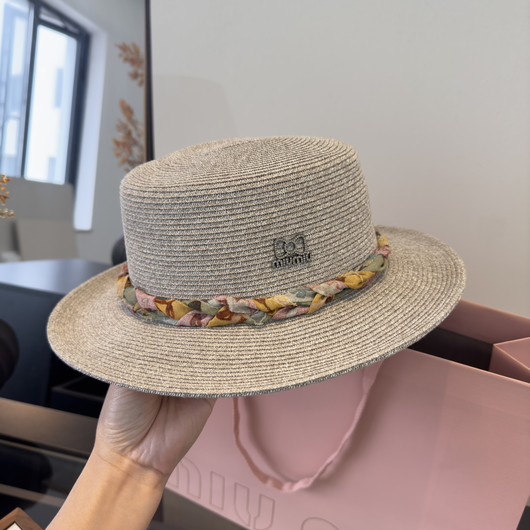 Pmiumiu缪缪新款平顶草帽，日本纸草制作，头围57cm