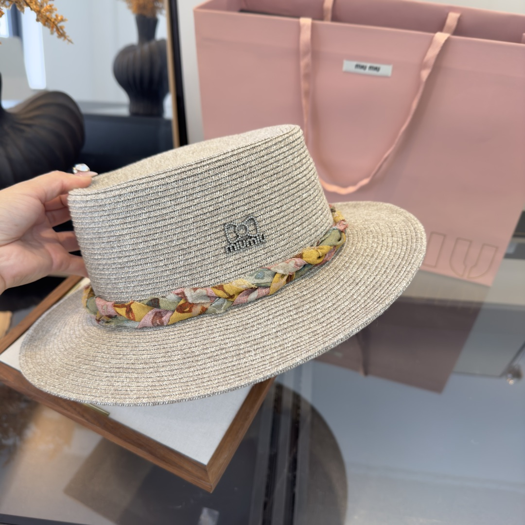 Pmiumiu缪缪新款平顶草帽，日本纸草制作，头围57cm